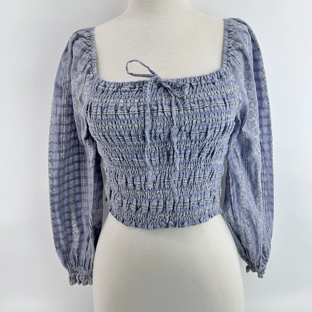 American Eagle Smocked Milkmaid Top M Floral Peasant Cottagecore Puff Sleeve